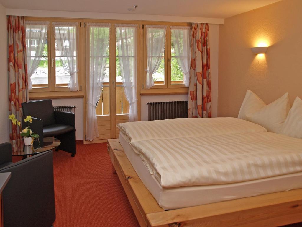 Hotel Steinbock Бриенц Экстерьер фото
